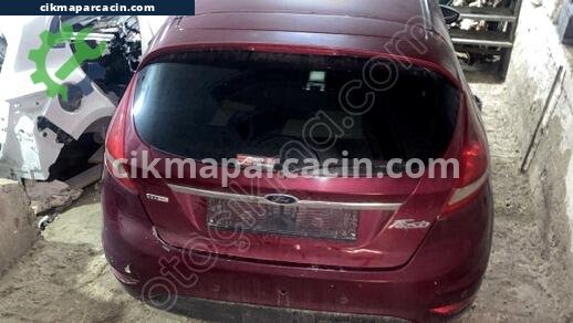 Ford Fiesta Arka Çamurluk çıkma parça