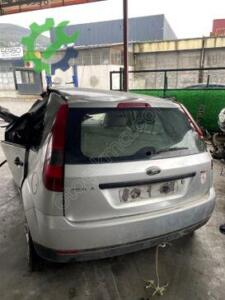 FORD FİESTA ARKA TAMPON ORJİNAL ÇIKMA