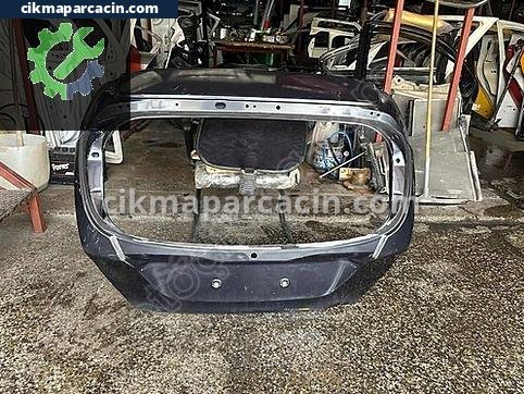 Ford Fiesta Bagaj Kapağı çıkma parça