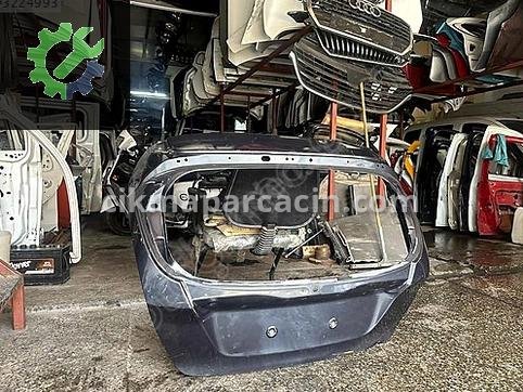 Ford Fiesta Bagaj Kapağı çıkma parça