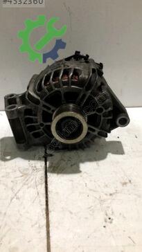 Ford Fiesta Şarj Dinamosu AV6N-10300-HA çıkma parça
