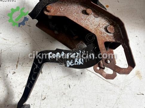 Ford Fiesta Debriyaj Üst Merkezi çıkma parça