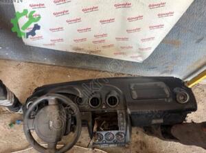 Ford Fiesta Orijinal Çıkma Göğüs