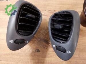 Çıkma Orijinal Sol Havalandırma Izgaraları Ford Fiesta 1998-2001