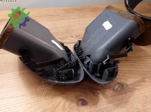 Ford Fiesta Sol Havalandırma Izgaraları çıkma parça