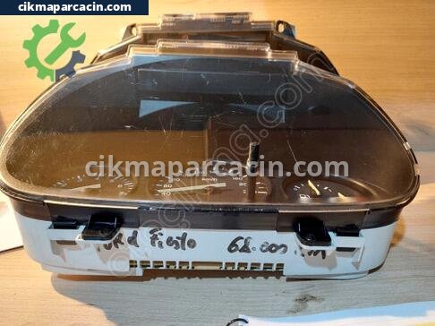 Ford Fiesta Gösterge Saati çıkma parça