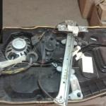 FORD FİESTA- FUSİON 04-10 SOL ÖN CAM KRİKO VE KAPI PANEL