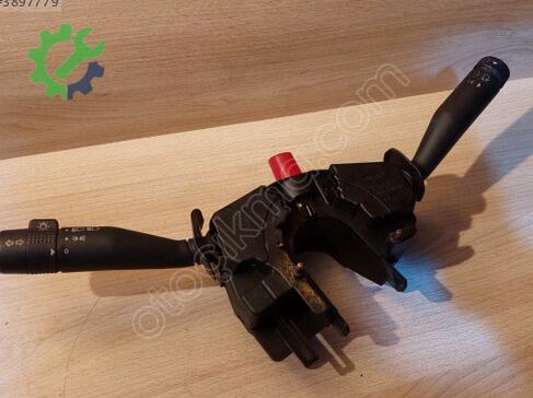 Ford Fiesta Sinyal Kolu çıkma parça