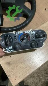 Ford Fiesta klima kontrol paneli
