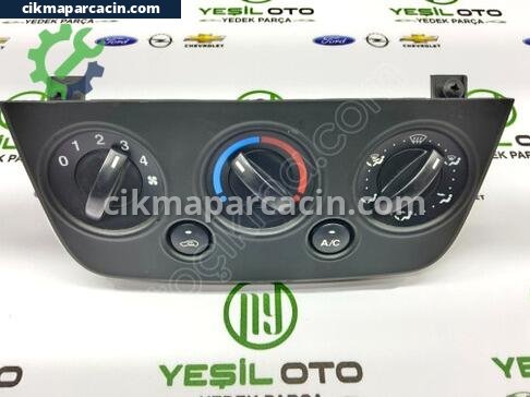 Ford Fiesta Far Kasası çıkma parça