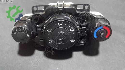 Ford Fiesta Kalorifer Kontrol Paneli çıkma parça