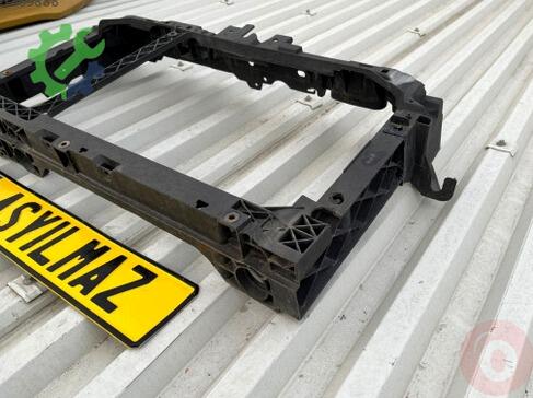 Ford Fiesta Ön Panel 8V51A16E146CA çıkma parça