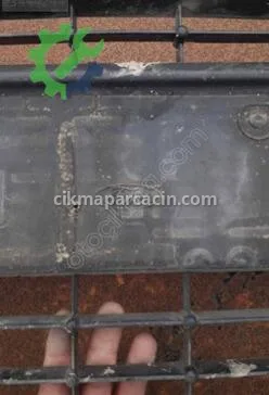Ford Fiesta Ön Panjur çıkma parça
