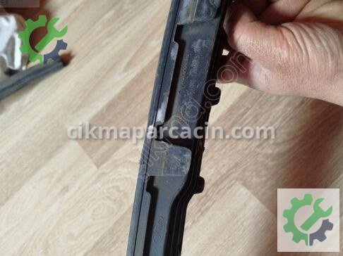 Ford Fiesta Tampon Izgarası çıkma parça