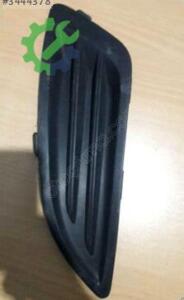 Ford Fiesta ön tampon sol sis farı kapağı