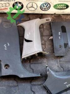 FORD FİESTA ORTA ÜST DİREK PLASTİĞİ