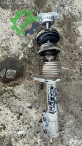 Ford Fiesta Sağ Amortisör Çıkma