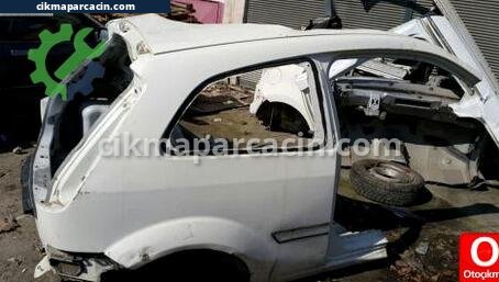 Ford Fiesta Sağ Arka Çamurluk çıkma parça