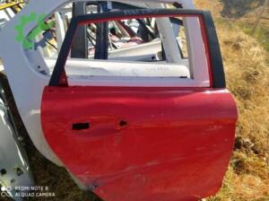 Ford fiesta sağ arka kapı