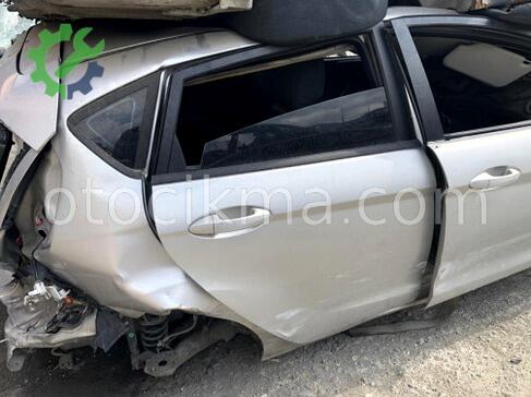 Ford Fiesta Sağ Arka Kapı Camı çıkma parça