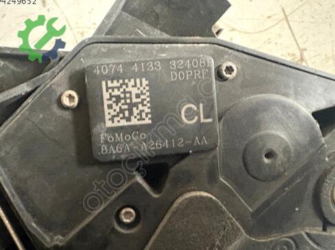 Ford Fiesta Sağ Arka Kapı Kilidi çıkma parça