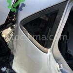 Ford Fiesta sağ arka kelebek camı hatasız orjinal çıkma