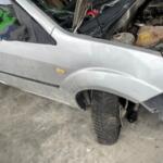 FORD FİESTA SAĞ ÖN ÇMAURLUK ORJİNAL ÇIKMA