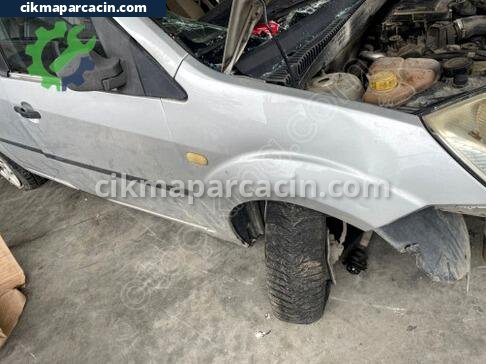 Ford Fiesta Sağ Ön Çamurluk çıkma parça