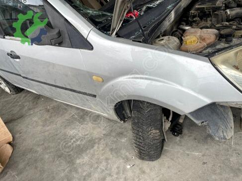 Ford Fiesta Sağ Ön Çamurluk çıkma parça