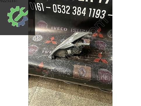 Ford Fiesta Sağ Ön Far çıkma parça