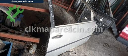 Ford Fiesta Sağ Ön Kapı çıkma parça