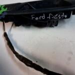 FORD FİESTA SAĞ ÖN KAPI İÇ AÇMA KOLU ÇERÇEVESİ