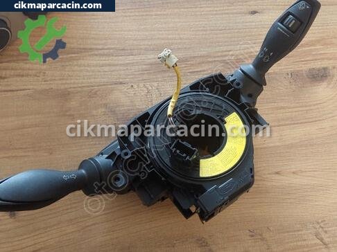Ford Fiesta Silecek Kolu çıkma parça