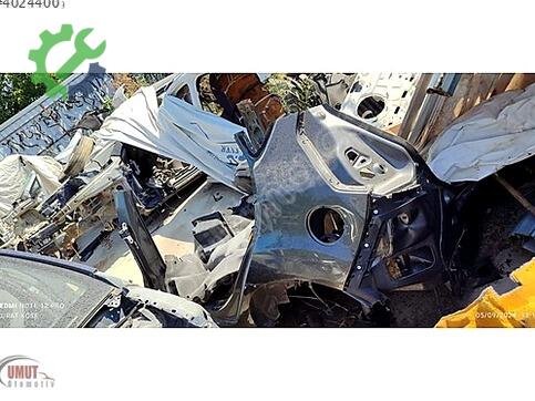 Ford Fiesta Sol Arka Çamurluk çıkma parça
