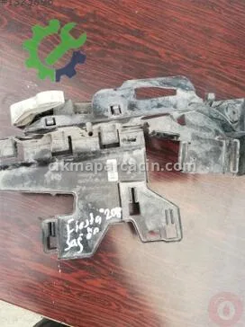Ford Fiesta Sağ Ön Kapı Kilidi çıkma parça