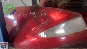Ford Fiesta Sol Arka Stop Çıkma