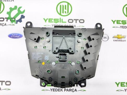 Ford Fiesta Teyp 8A6T18K811BD çıkma parça