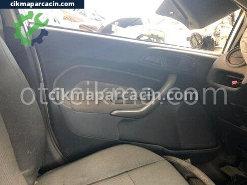 Ford Fiesta Havalandırma Izgaraları çıkma parça