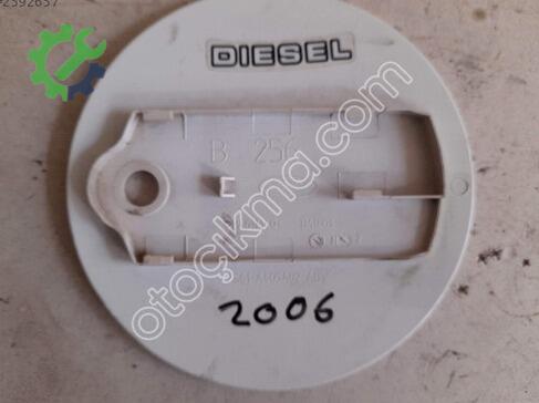 Ford Fiesta Depo Kapağı çıkma parça
