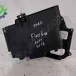 FORD FİESTASORASI AKÜ YERİ