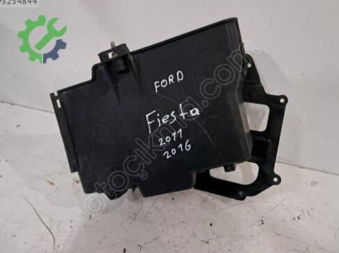 Ford Fiesta Akü çıkma parça