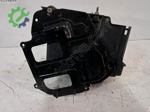 Ford Fiesta Akü çıkma parça