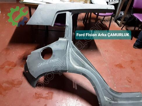 Ford Tourneo Courier Arka Çamurluk çıkma parça