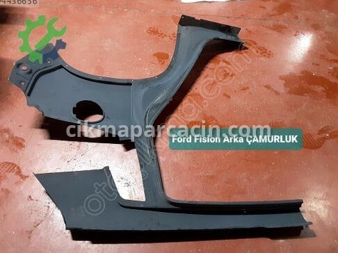 Ford Tourneo Courier Arka Çamurluk çıkma parça