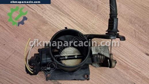 Ford Focus Gaz Kelebeği çıkma parça
