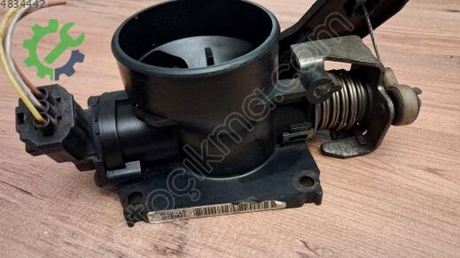 Ford Focus Gaz Kelebeği XS4U-LD çıkma parça