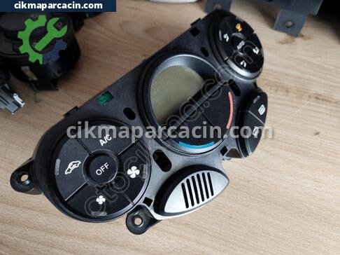 Ford Focus Klima Kontrol Paneli çıkma parça