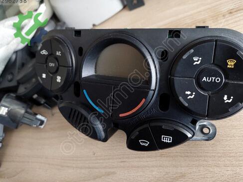 Ford Focus Klima Kontrol Paneli 2S4H18C612BH çıkma parça