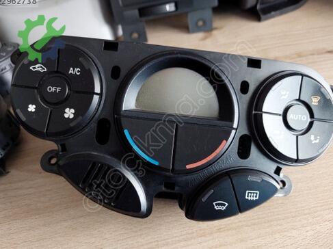 Ford Focus Klima Kontrol Paneli 2S4H18C612BH çıkma parça
