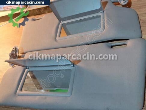 Ford Focus Güneşlik çıkma parça